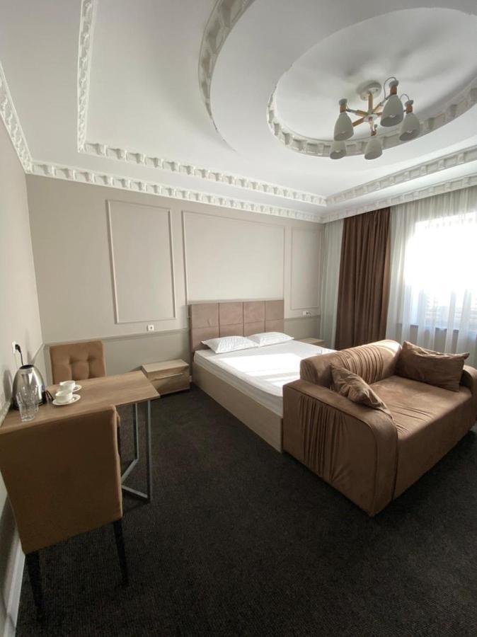 Sapphire Hotels 타라즈 외부 사진